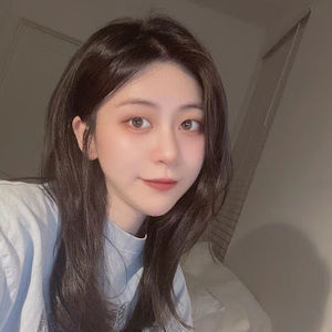 Meet your Posher, Yolanda